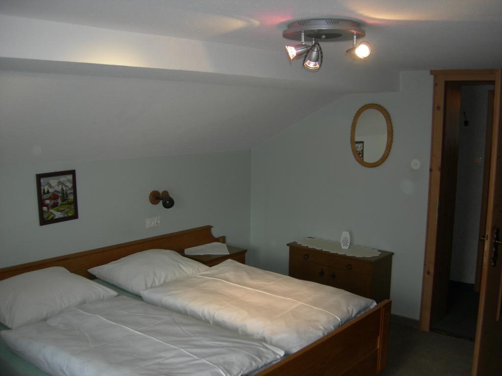 Haus Mooshof Apartment แลร์มอส ภายนอก รูปภาพ